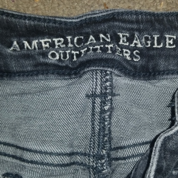 Shorts - Picture 2 of 3